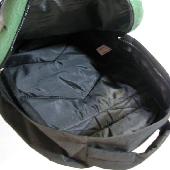 Backpack    - Picture 4 of 6